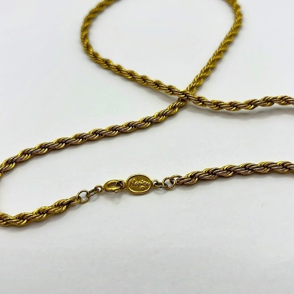 Vintage Napier Necklace | gold twisted Necklace |18” Length |Gold Tone Unisex - Picture 3 of 6
